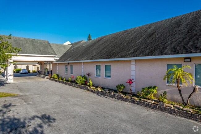 There is a student-teacher ratio of 11-1 at Mt. Moriah Christian fundamental academy.