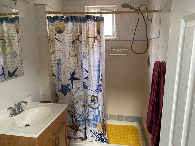 3652 Promontory St unit cottage, San Diego, CA 92109 - photo 7