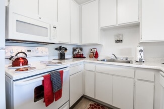 1205 E 22nd St, Marysville, CA 95901