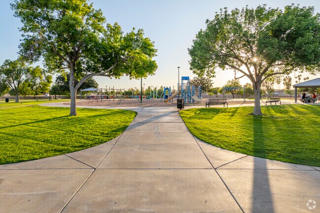 From picnics to playgrounds, Whitman Park is perfect for family fun.