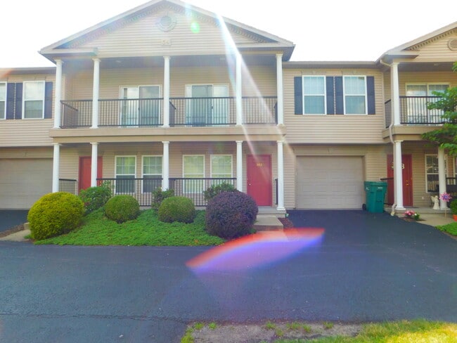 54 Barrington Court #103