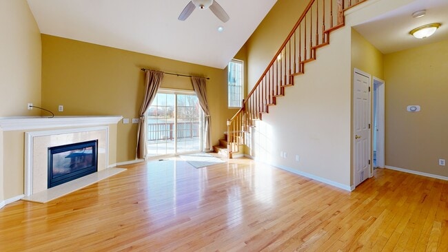 48551 Oak Bridge Dr unit 61, Canton, MI 48188 - photo 3