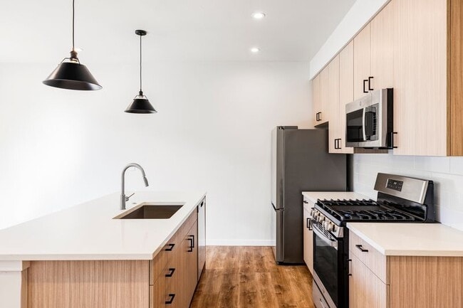 Logan Square Apartments, Denver, CO 80209 - photo 6