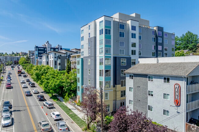Bode at Luna Park, Seattle, WA 98126 - photo 7
