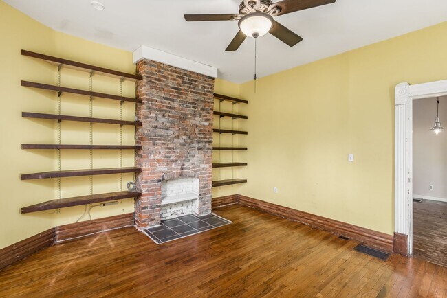 2402 East Ave, Columbus, OH 43202 - photo 6