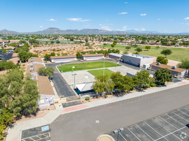 Superstition High School campus includes several amenities for student use.