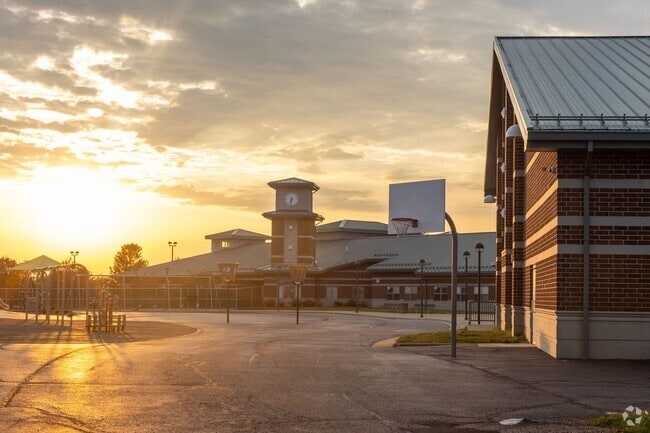 Crestwood Intermediate School serves students in the Outlying Portage County community.