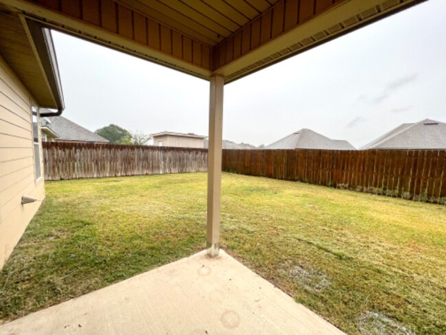 524 Cautillion Dr, Youngsville, LA 70592 - photo 5