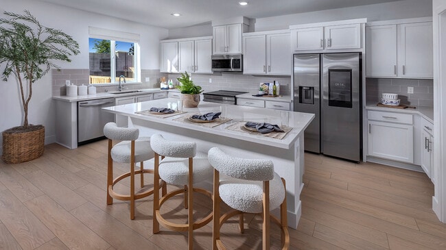 1114 N Bianca Ln, Mountain House, CA 95391 - photo 2