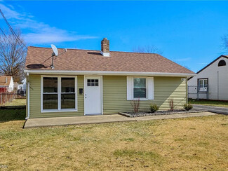 7411 Oregon Trail, Youngstown, OH 44512