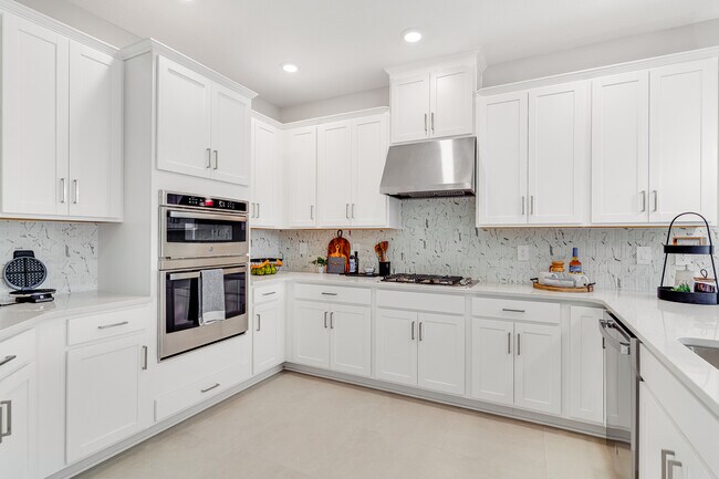 1018 Teal Creek Dr, Saint Cloud, FL 34771 - photo 3