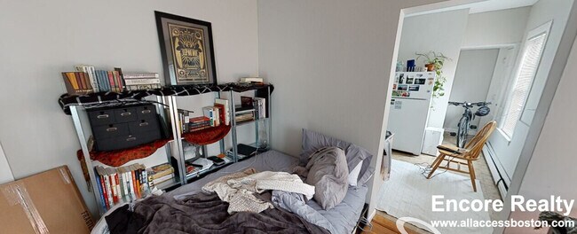 9 Elmer St unit 9, Cambridge, MA 02138 - photo 3