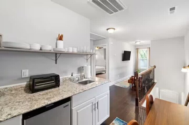 206 E St unit ID1367376P, Clarksville, TN 37042 - photo 6