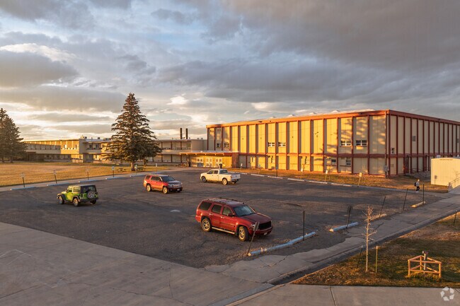 Shelby Junior High School offers a connected learning space on the shared high school campus.