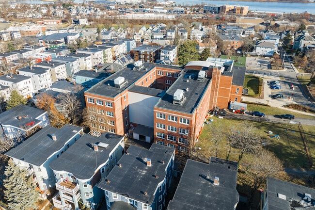 Neighborhood House Charter School is located in a densely populated neighborhood.