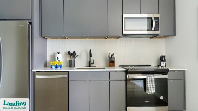 318 W Corporation St unit 1-220, Durham, NC 27701 - photo 2