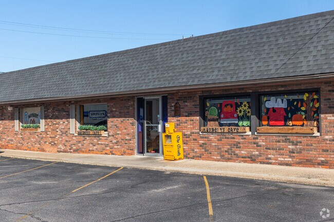 Middlebury South residents can always grab a good breakfast at Mayberry Cafe.