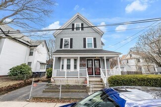 7 Van Norden St Unit 2, Cambridge, MA 02140
