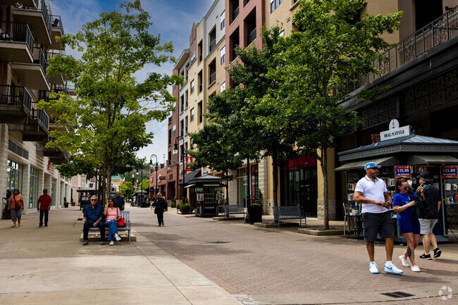 Downtown Branson is a hub for mom-and-pop businesses.