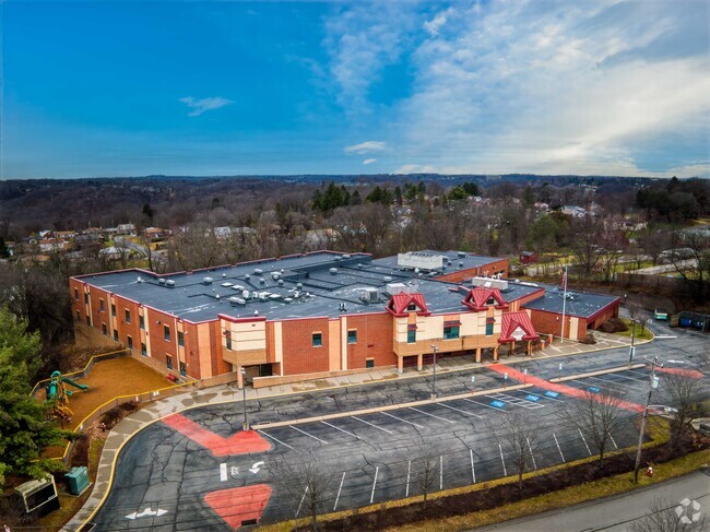 Highcliff Elementary School is a public school for grades K-5 and is rated A- by Niche.