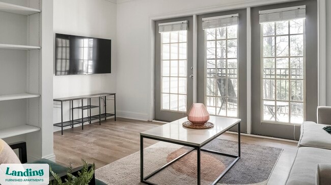 925 Canterbury Rd NE unit 12-1223, Atlanta, GA 30324 - photo 3