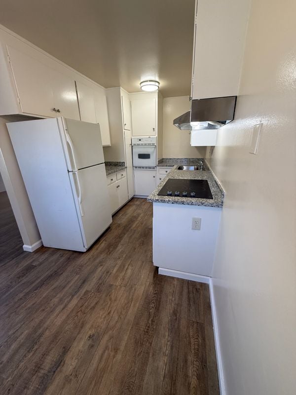 1099 Roewill Dr, San Jose, CA 95117