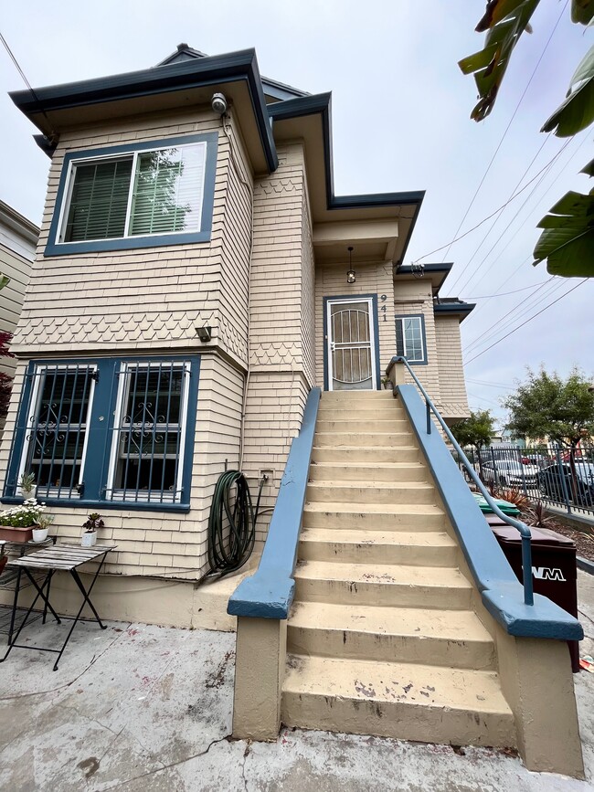 939 Willow St Unit 939, Oakland, CA 94607