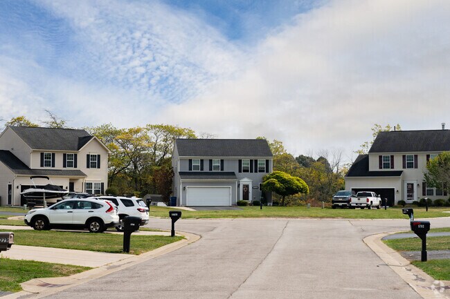 Subdivisions of homes with cul-de-sacs are more common on the western end of Cambria.