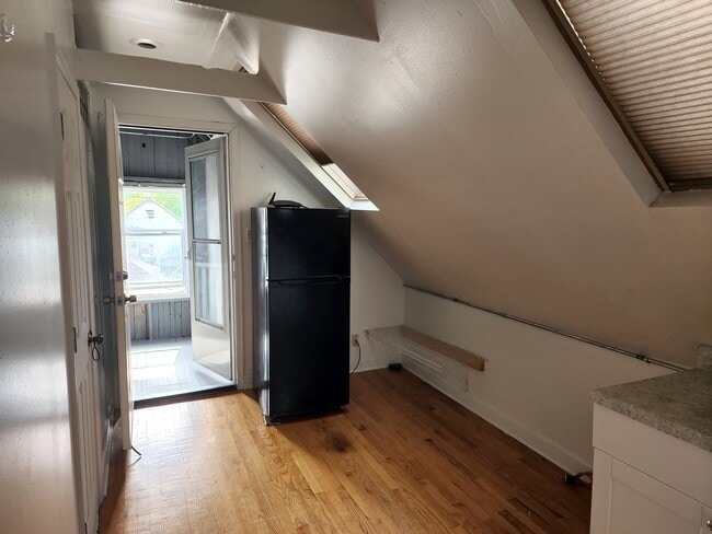 1211 Highland Ave unit B, Berwyn, IL 60402 - photo 4