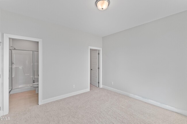 45 W Victoria Ridge Dr, Selma, NC 27576 - photo 6