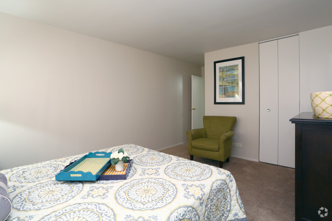 1BR, 1BA - Bedroom