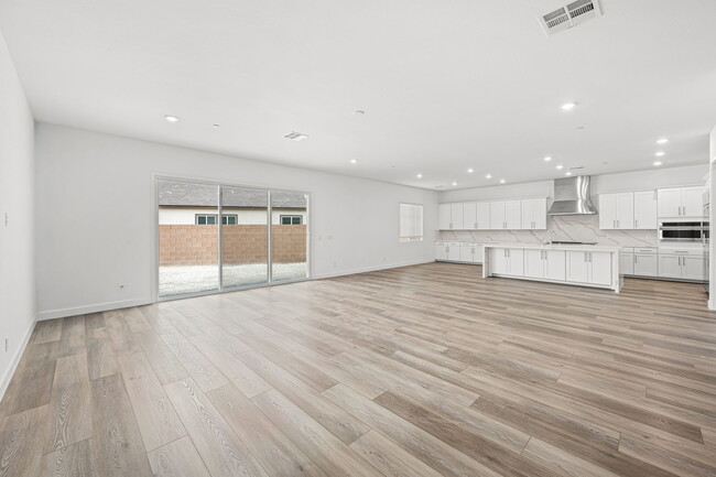 4876 Lucas Creek Ct, North Las Vegas, NV 89031 - photo 2