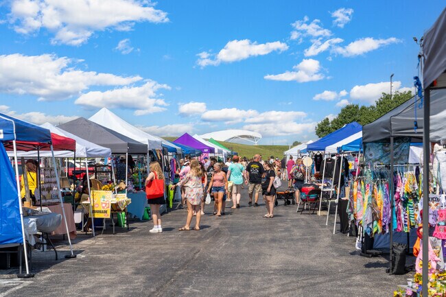 Many vendors head to downtown Alton for the Alton Farmers Market.