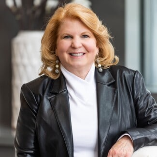 Nancy Hofmann