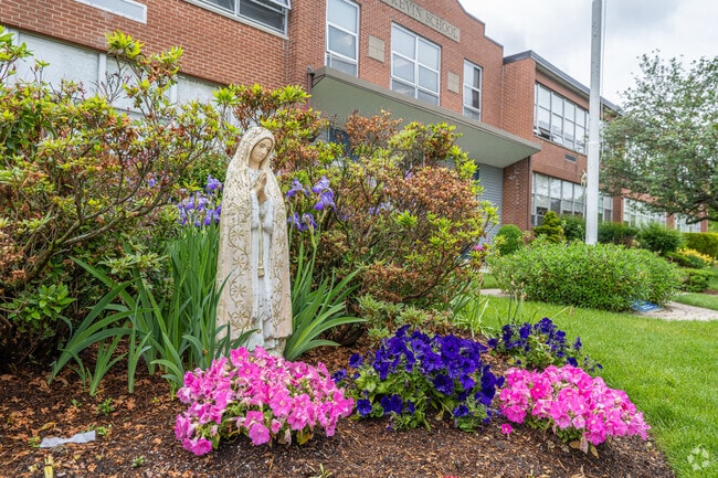 Saint Kevin School is among a growing list of private Elementary institutions in rhode Island.