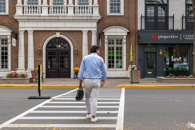 The lively shopping district of Grosse Pointe Farms is very pedestrian friendly with crosswalks.