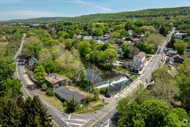 Bloomsbury is located along the south side of the Musconetcong River in the northwest corner of Hunterdon County, NJ.