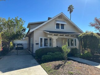 216 S Greenwood Ave, Pasadena, CA 91107