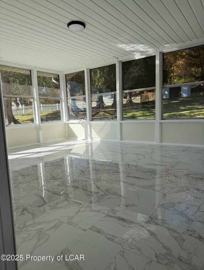 110 E Center St, Shavertown, PA 18708 - photo 6