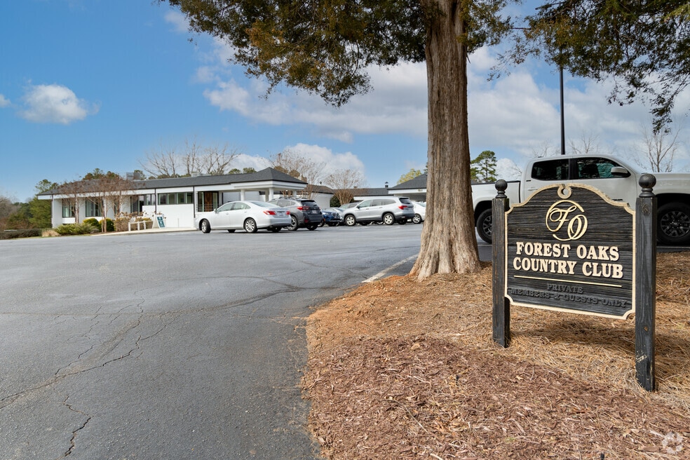 Forest Oaks