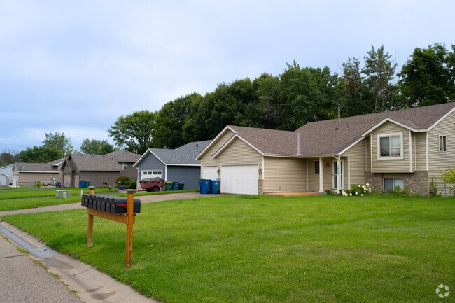 Single-family homes are common across Centerville subdivisions.