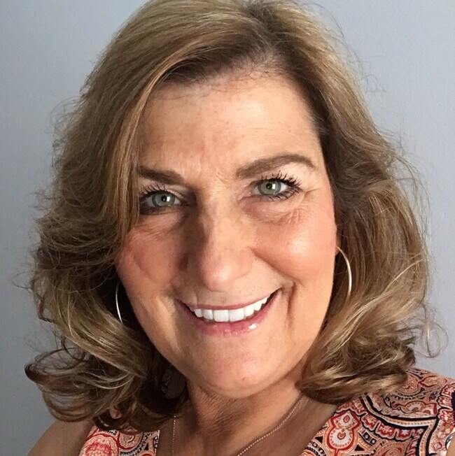 Kimberly Nixon