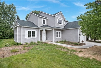 5453 W Heathwood Dr SE, Kentwood, MI 49512