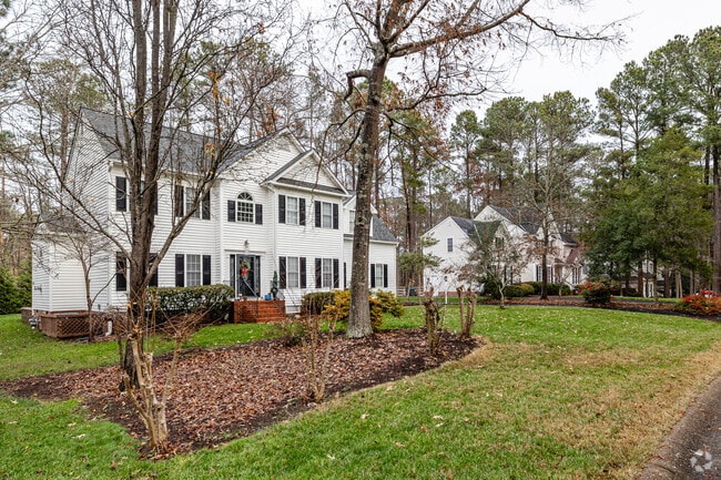 Enjoy the beautiful shade trees that surround you in Woodlake.