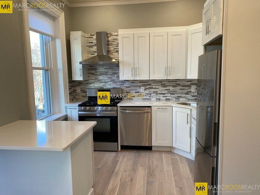 4 Wigglesworth St unit 2, Roxbury Crossing, MA 02120 - photo 1