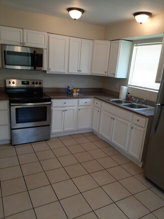 2620 Angelique Dr Unit B, Violet, LA 70092