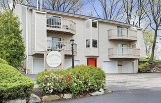 50 Overlook Ave Unit 50, Fairfield, CT 06824