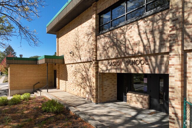 Gaston Elementary School is a highly rated school in Little Farms Beloit.