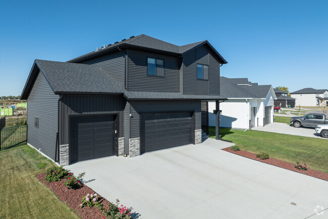 The architecture in The Wilds tends to be modern, with houses featuring charming amenities.