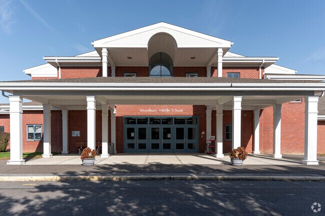 The grand entrance of Woodbury Middle School.